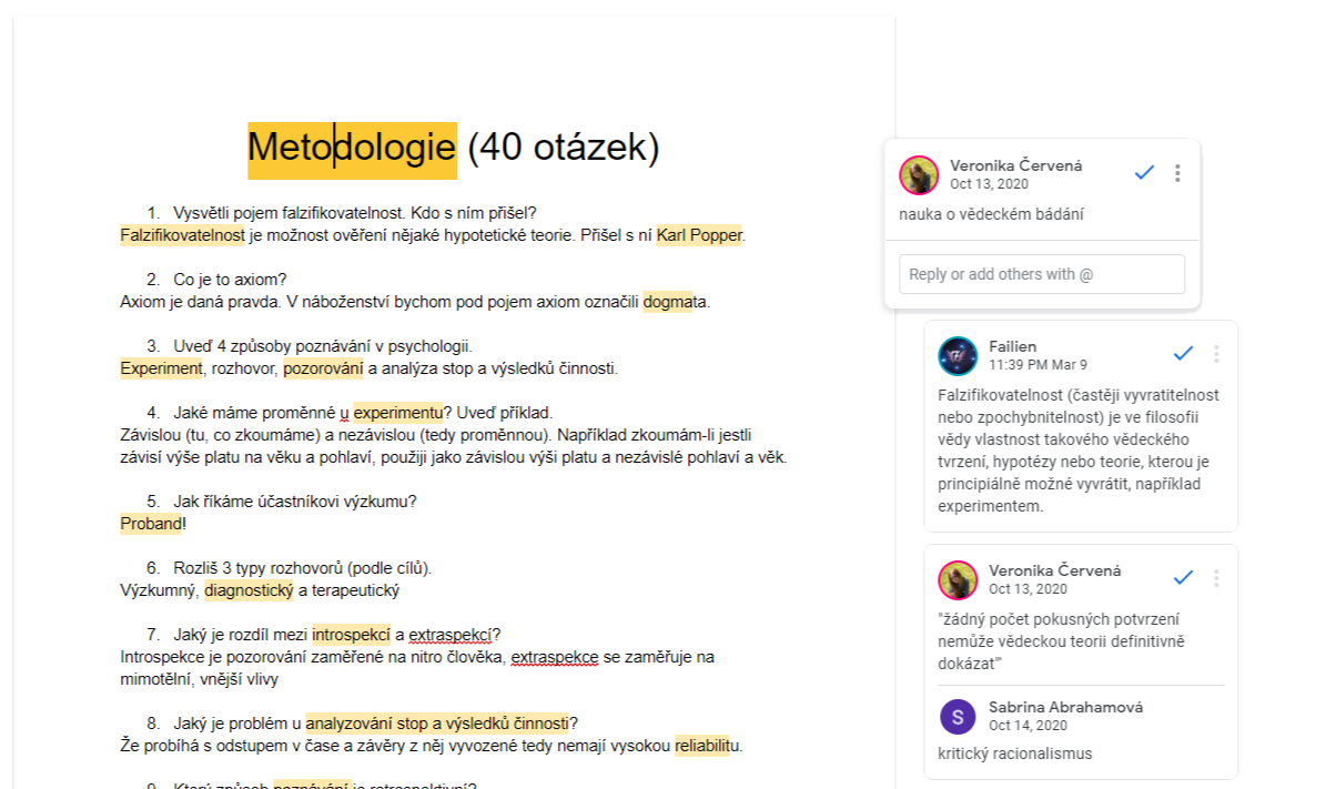 Ukázka komentářů v materiálech